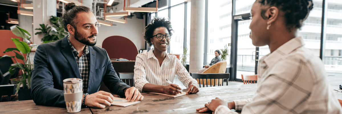 header téléchargement guide accueil d'une nouvelle apprenti dans une entreprise